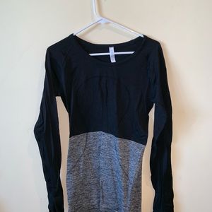 Lululemon long sleeve shirt
